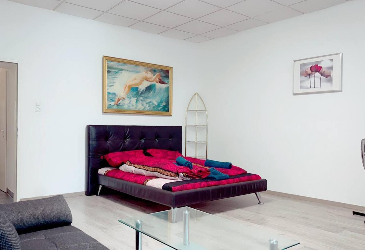וינה X Aug 2024 Comfort Apartment 5P Af מראה חיצוני תמונה